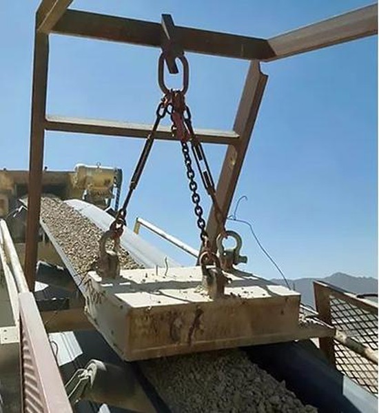 Suspended magnet application Suspended magnet application